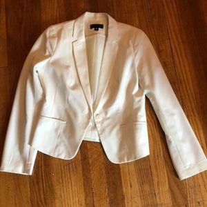 Woman’s White blazer jacket